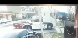 Жуткое ДТП: Девочку переехал грузовик в Шымкенте (видео)