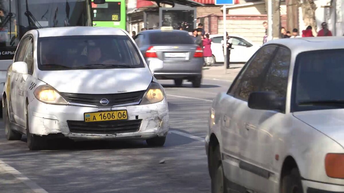 Казахстанцы ездят на старых автомобилях — Новости Шымкента