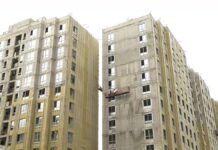 Казахстанцам не хватает крыши над головой