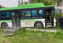 «Ручной тормоз был поставлен уже после ДТП»: брифинг в Шымкенте