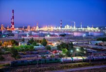 Премьер поручил развивать мощности шымкенсткого НПЗ