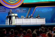 О незнании казахского языка и равных правах говорил Токаев в столице