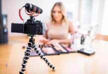 Блогеров в Казахстане обяжут платить налоги