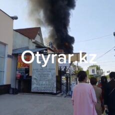 Пожар возле рынка «Автонур» случился в Шымкенте