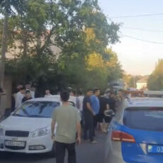 Спецназ оцепил жилой дом в Шымкенте