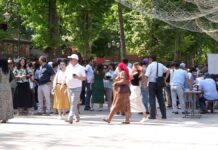 Условно осужденные, студенты и злостные алиментщики ищут работу в Шымкенте Ярмарка вакансий на Арбате