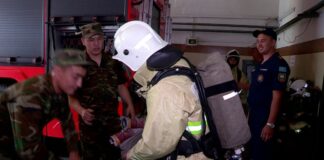 Журналисты примерили на себе профессию спасателя-пожарного