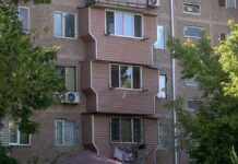 О состоянии выпавшего из окна ребенка рассказали врачи