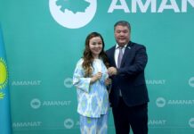 В Шымкенте известные журналисты вступили в ряды партии «AMANAT»