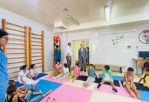 Главный врач Шымкента встретился с родителями детей с инвалидностью