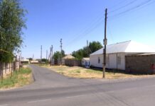 Уехать, нельзя остаться: в селе Ынтымак нет элементарных благ