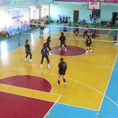 В волейболе только девушки: Спортивная гонка среди девушек проходит в Шымкенте