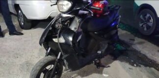 Беременная девушка на скутере врезалась в легковушку в Шымкенте