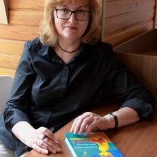 Детский писатель Елена Клепикова: «Почему начинают травить человека за ту или иную непохожесть?» Елена Клепикова, фото из личного архива