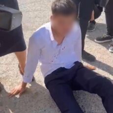 Массовая драка подростков попала на видео в Туркестанской области