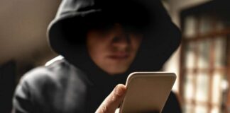 Как защитить пожилых людей от телефонных мошенников