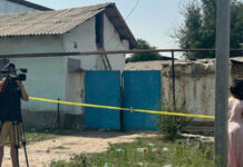 Отец погибшей 5-летней девочки требует снести дом педофила-убийцы