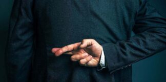 7 лет скрывался за рубежом: афериста поймали в Шымкенте