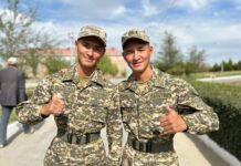 Братья близнецы Нур и Султан мечтают стать акимами