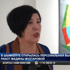 Рисую в моменте: эксперт-аудитор из Шымкента поразила своими картинами горожан