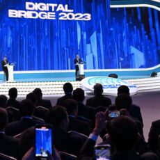 Касым-Жомарт Токаев поручил досрочно внедрить 5G в Казахстане