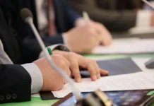 На госслужбу по-новому: Пилотный проект показал эффективность