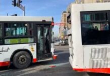 Устроили гонки: в Шымкенте столкнулись два автобуса