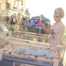 В Шымкенте выхаживают младенцев с экстремально низким весом