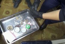 Ювелирными украшениями из незаконно добытого золота торговали в Шымкенте