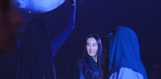 Казахстанский дизайнер Айнур Турисбек представила новую коллекцию — stage fashion musical LÚNAsezim