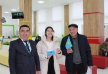 Акцию ко Дню Независимости провели в ЦОНах Шымкента