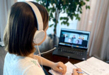 На дистанционное обучение переводят школьников Шымкента