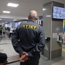 Охранникам школ не выплатили компенсации в связи с потерей работы в Туркестанской области