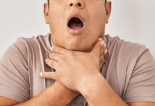 Мужчину с анафилактическим шоком спасли в Шымкенте