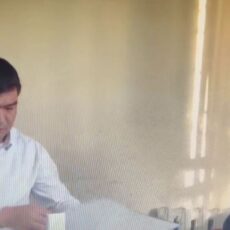 Кредиты на 21 миллион тенге оформил на клиентов сотрудник банка