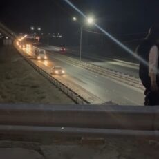 Школьница пыталась спрыгнуть с моста после ссоры с отцом из-за телефона