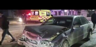 ДТП в Шымкенте: от сильного удара перевернулась одна из машин