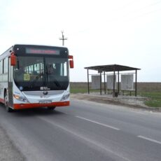 Думают ли о простых людях чиновники, когда меняют автобусные маршруты?