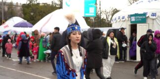 Этноаул из юрт установили на площади Аль-Фараби