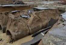 Два моста за сутки разрушены проливными дождями в Туркестанской области