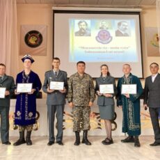 Лучших знатоков казахского языка среди гвардейцев выбрали в Шымкенте