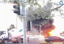 Автомобиль BMW сгорел дотла в Шымкенте