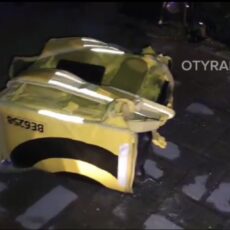 31-летний скутерист погиб, врезавшись в ограждение в Шымкенте