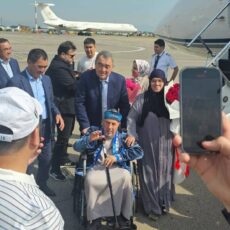 Переписавший Коран шейх Осман Тоха, приехал в Шымкент