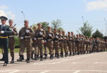 В Шымкенте прошла церемония приведения к присяге молодых солдат