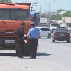 Водителей большегрузов оштрафовали почти на 100 млн тенге в Шымкенте