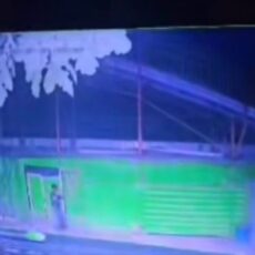 Ночной поджигатель аттракциона в технопарке Шымкента попал на видео