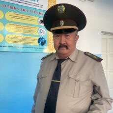Разговор с военруком: как научить Родину любить?