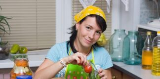 Закрываем банки просто