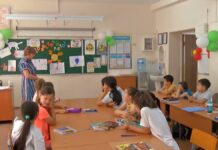 С 1 сентября казахстанские школьники будут учиться по-новому